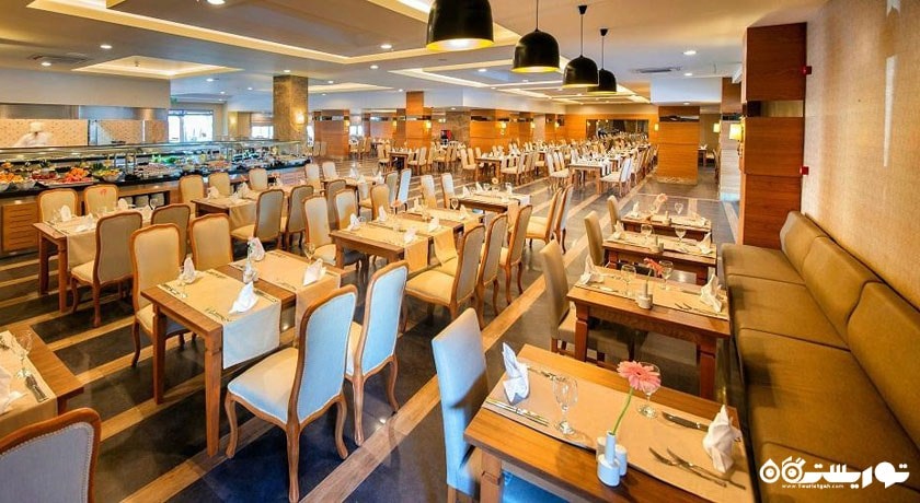   هتل لارا فمیلی کلاب شهر آنتالیا